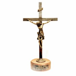 GESU’ CRISTO CON CROCE E BASE LEGNO