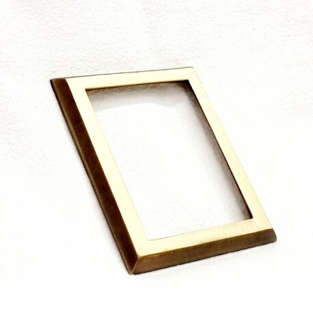 CORNICE RETTANGOLARE BORDO INCLINATO (1)