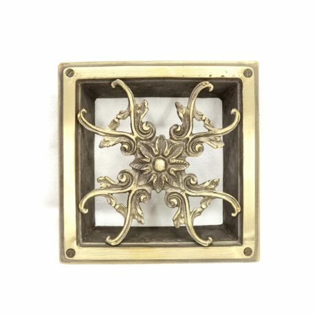 GRIGLIA AREAZIONE STUBE QUADRA 185/185 CON BORDO LISCIO